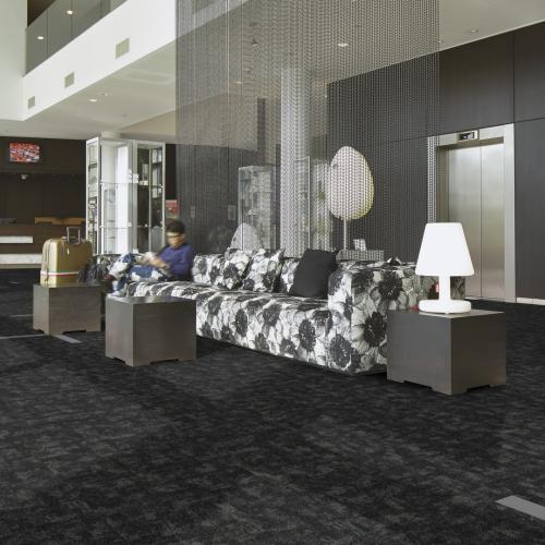 Ковровая плитка Forbo Tessera Harmony 4602 Noir Anise